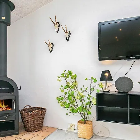 4 Star Holiday In Bl Vand